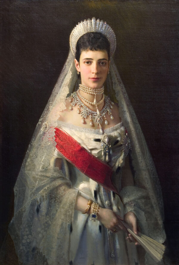Portrait of the Empress Maria Feodorovna by Ivan Nikolaevich Kramskoy, hand-painted oil painting reproduction
